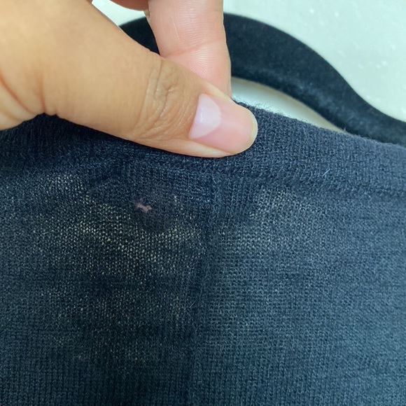 CLUB MONACO| 3/4 sleeve sweater top - Picture 13 of 14